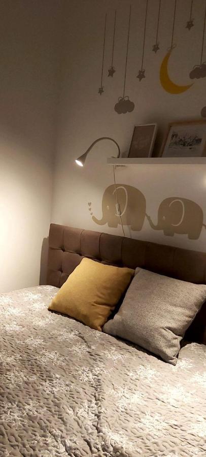 Anka Apartman Semendria Exterior foto